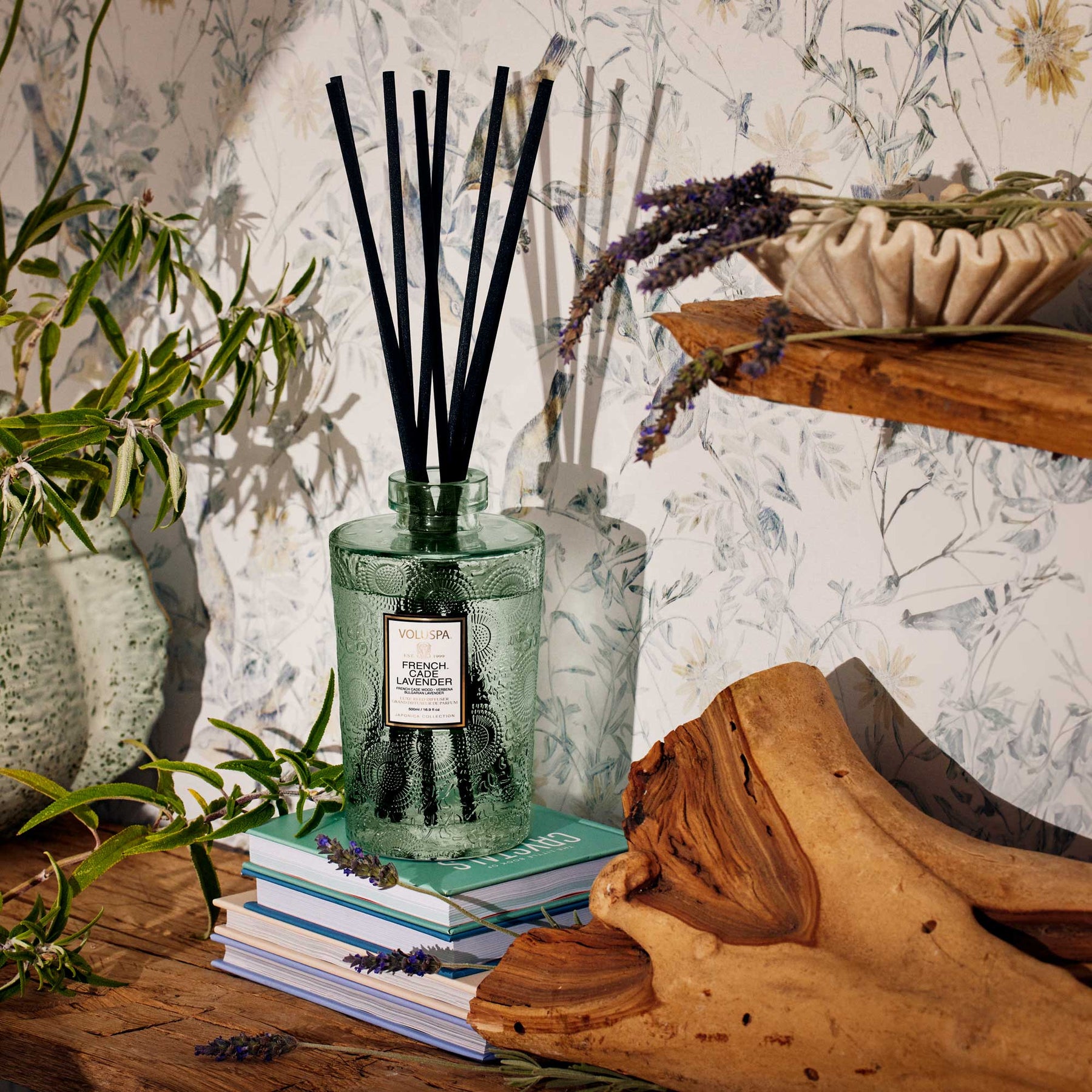 French Cade Lavender | Luxe Reed Diffuser | VOLUSPA