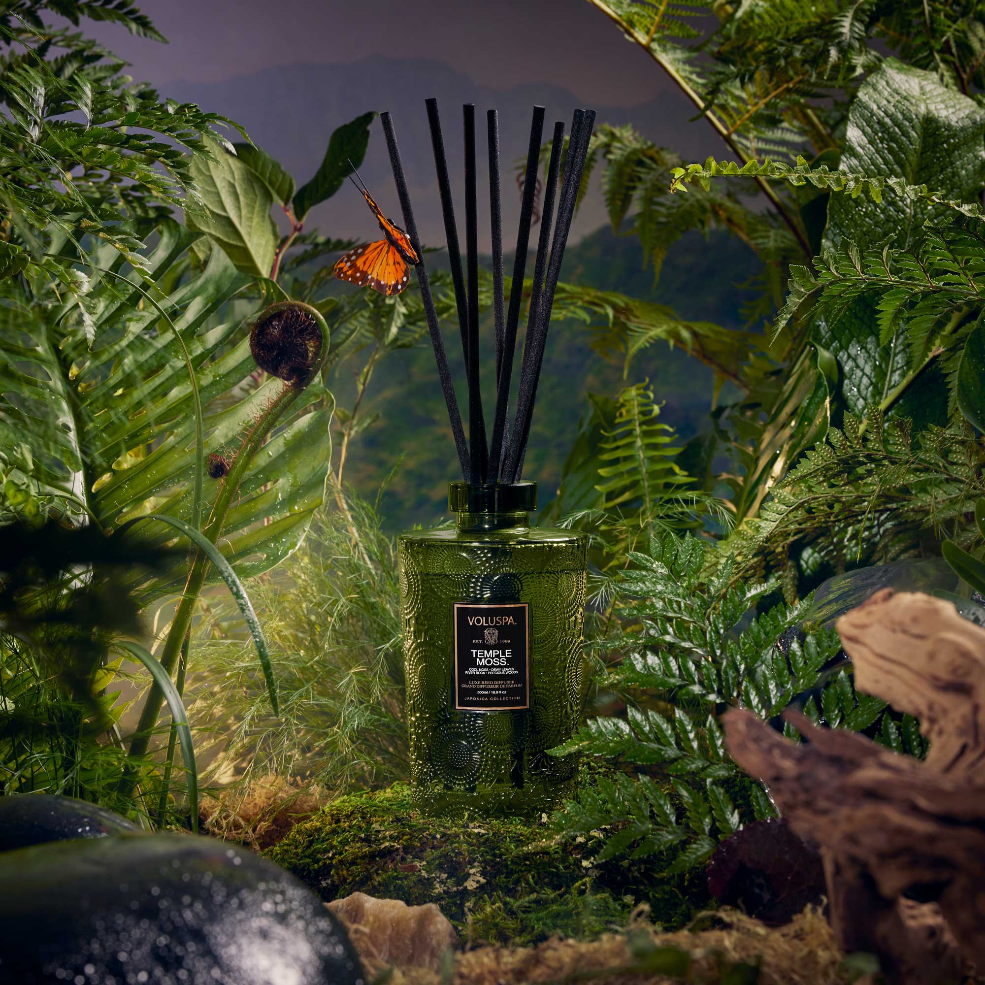 Temple Moss | Luxe Reed Diffuser | VOLUSPA