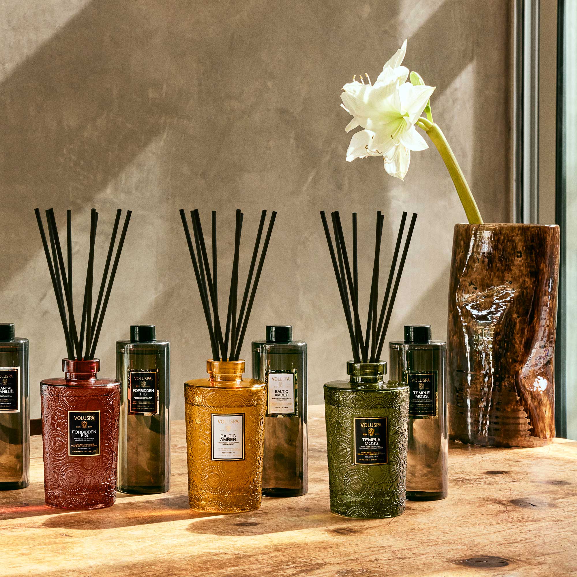 Temple Moss | Luxe Reed Diffuser | VOLUSPA