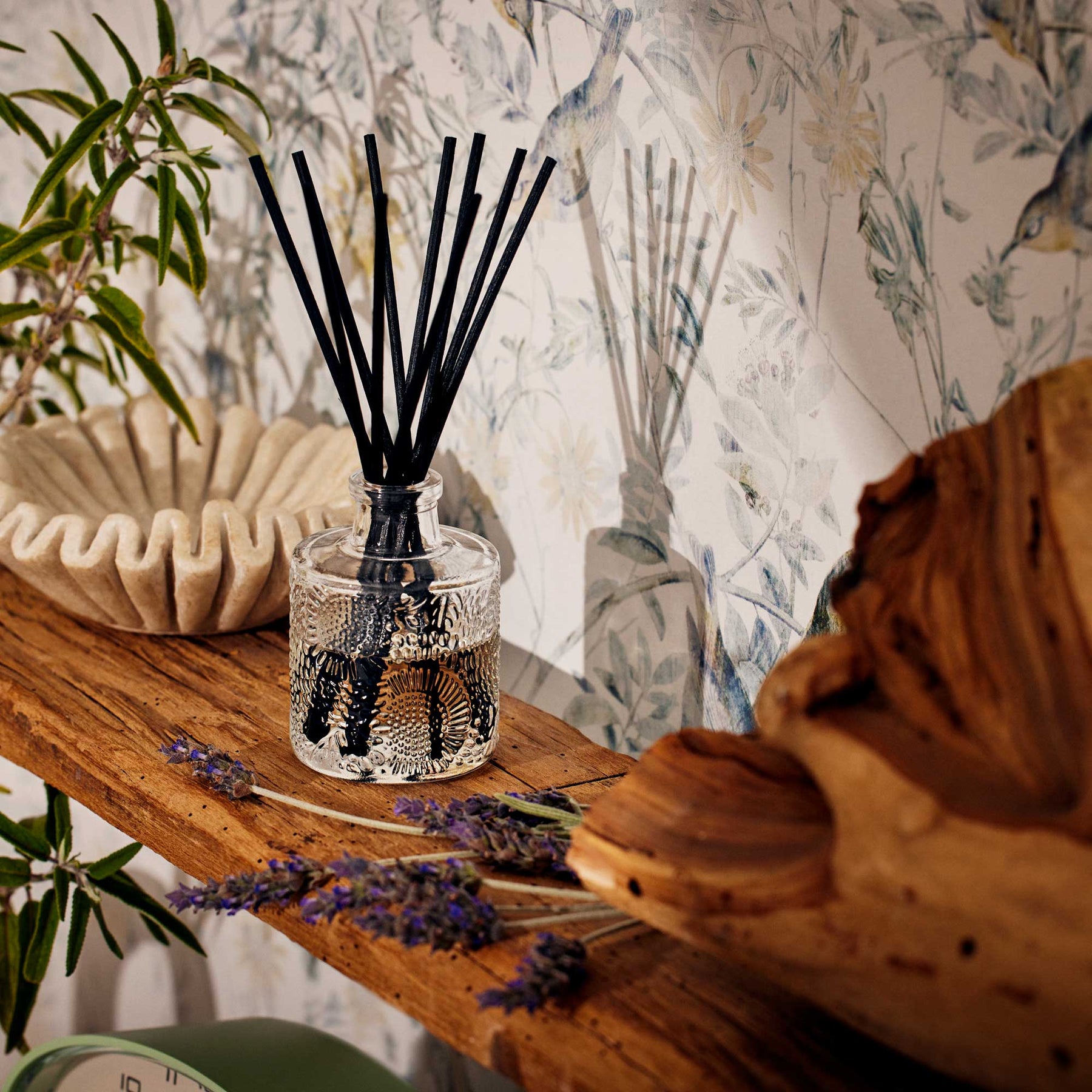 French Cade Lavender | Reed Diffuser | VOLUSPA